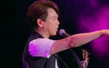 找自己吉他谱_陶喆_G调_变调夹1品_玩易吉他