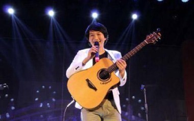 真夏的果实吉他谱_卢家宏_特殊调弦_变调夹不夹_网络转载