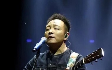 执着吉他谱_许巍_G调_变调夹4品_革命吉他的教程
